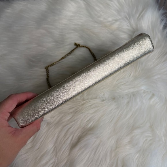 Vintage - Metallic Gold Clutch Handbag and Chain Strap - Picture 2 of 7